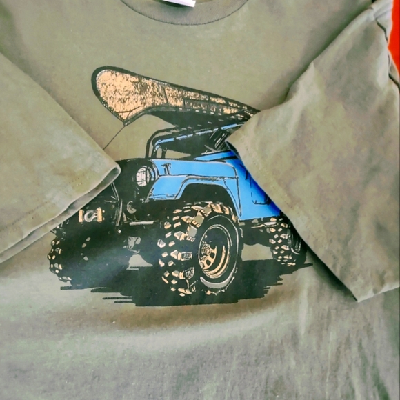 Jeep with Canoe Delta Pro Weight XL - Picture 4 of 6